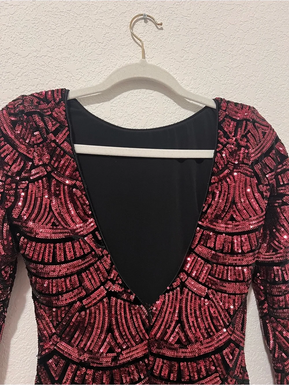 Dress the Population Emery Sequin Long Sleeve Cocktail Dress Burgundy Size L - Picture 5 of 10
